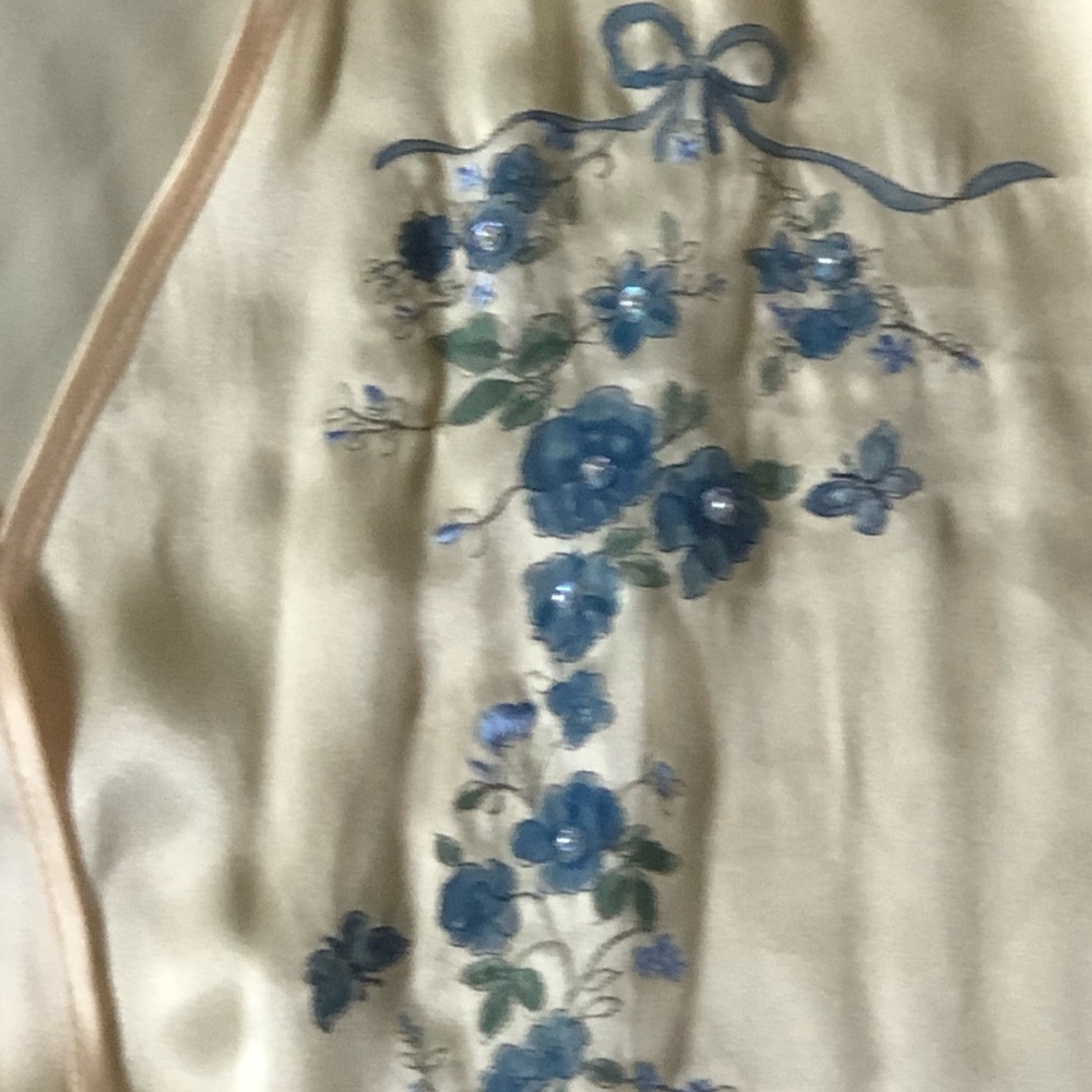 Robe & chemise set Secret Treasures Intimates Yellow Satiny Blue Flowers Sleep L - Picture 3 of 6